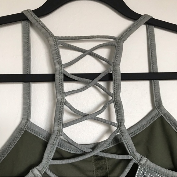 PrAna Green Geometric Print Lattice Back Isaline Sports Bra Size XS - Picture 7 of 12